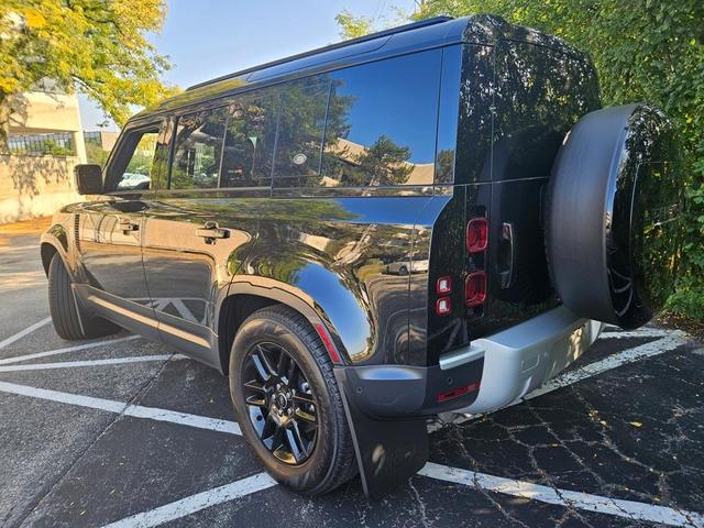 Photo of 2024 Santorini Black Metallic Land Rover Defender