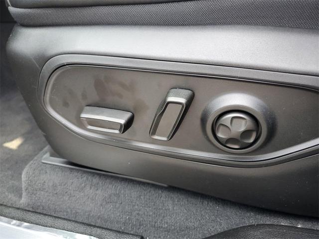 Photo of 2025 Diamond Black Jeep Grand Cherokee
