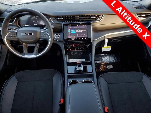 Photo of 2025 Gray Jeep Grand Cherokee L