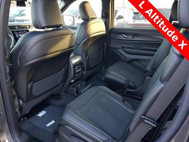 Photo of 2025 Gray Jeep Grand Cherokee L