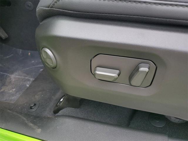Photo of 2025 Mojito! Clearcoat Jeep Gladiator