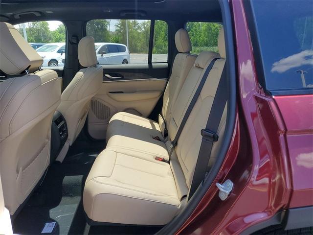 Photo of 2025 Velvet Red Pearlcoat Jeep Grand Cherokee