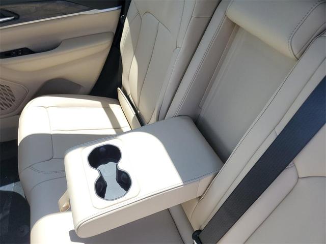 Photo of 2025 Velvet Red Pearlcoat Jeep Grand Cherokee