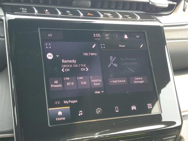 Photo of 2025 Silver Jeep Grand Cherokee