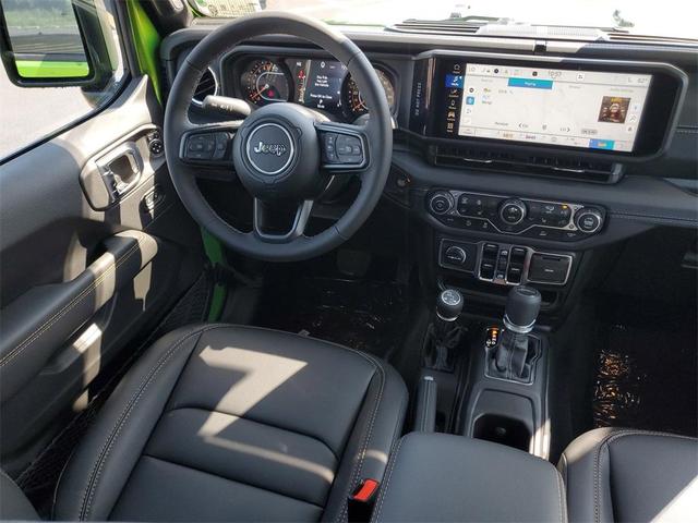 Photo of 2025 Mojito! Clearcoat Jeep Gladiator