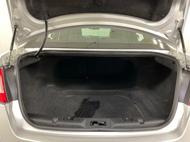 Photo of 2010 Ingot Silver Metallic Ford Taurus