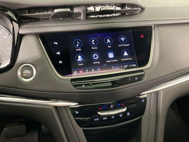 Photo of 2025 Silver Metallic Cadillac XT5