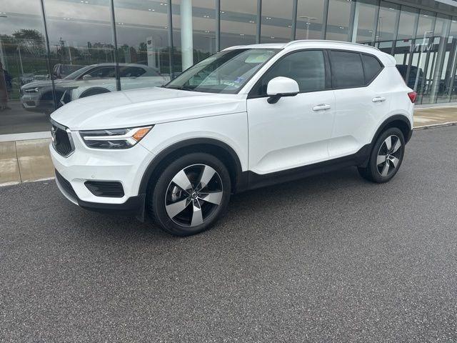 2020 Volvo XC40