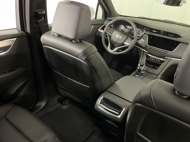 Photo of 2025 Crystal White Tri-Coat Cadillac XT6