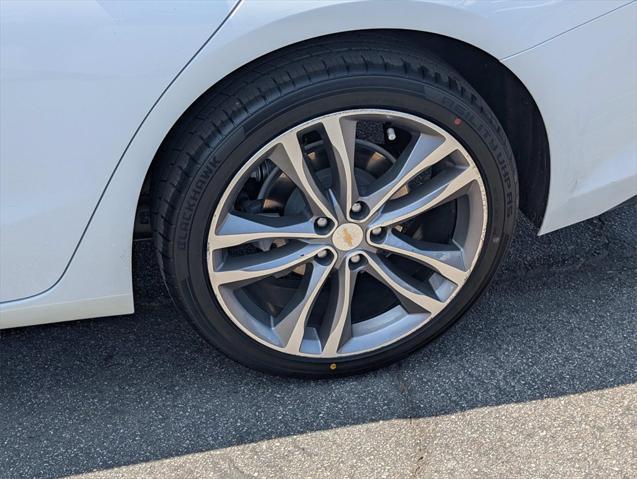 Photo of 2023 Summit White Chevrolet Malibu