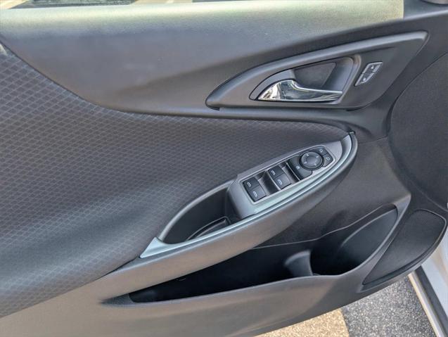 Photo of 2023 Summit White Chevrolet Malibu