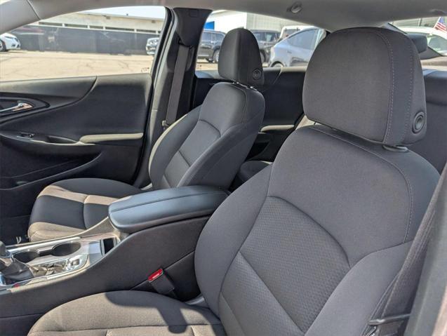 Photo of 2023 Summit White Chevrolet Malibu