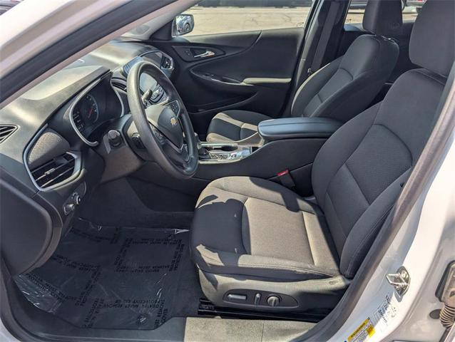 Photo of 2023 Summit White Chevrolet Malibu