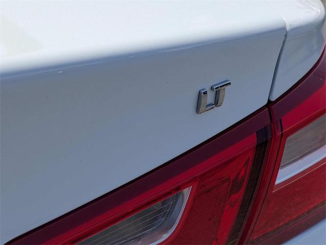 Photo of 2023 Summit White Chevrolet Malibu