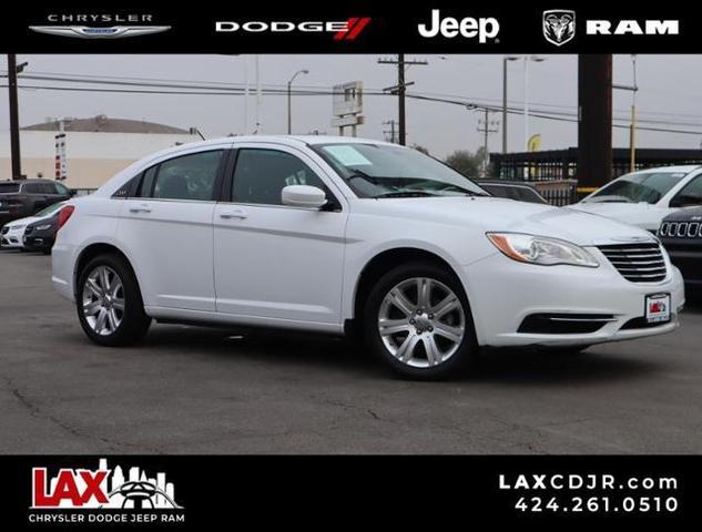 2013 Chrysler 200