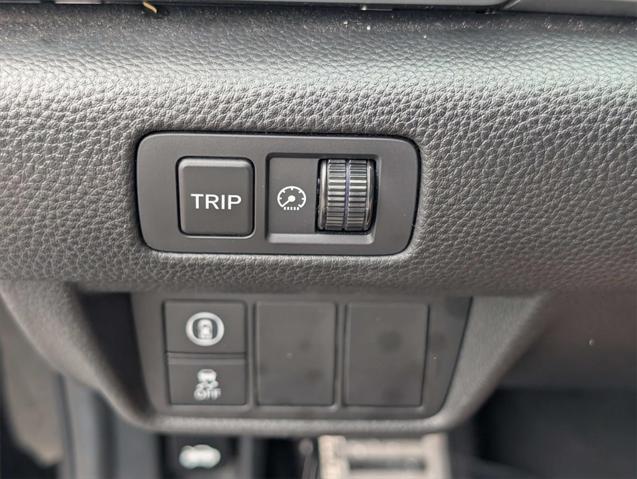 Photo of 2022 Crystal Black Pearl Honda Accord