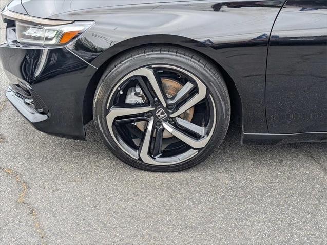 Photo of 2022 Crystal Black Pearl Honda Accord