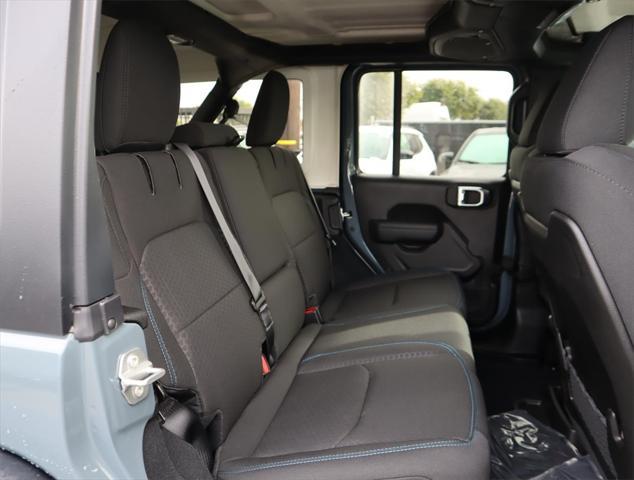 Photo of 2025 Anvil Clearcoat Jeep Wrangler 4xe