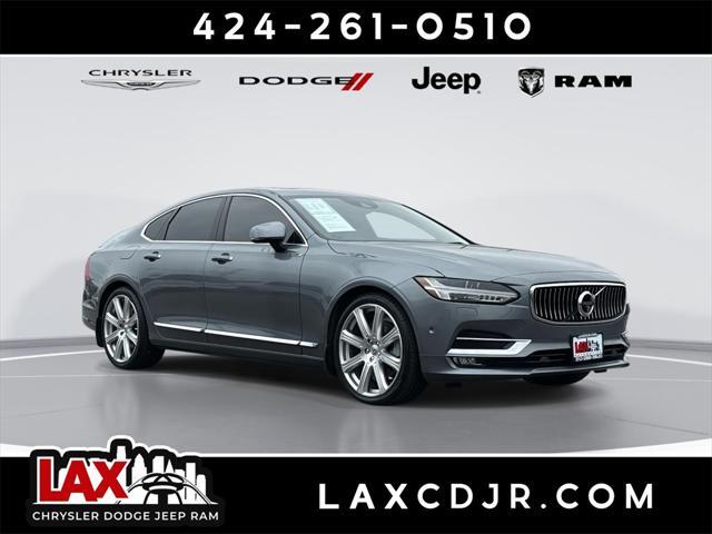 2017 Volvo S90