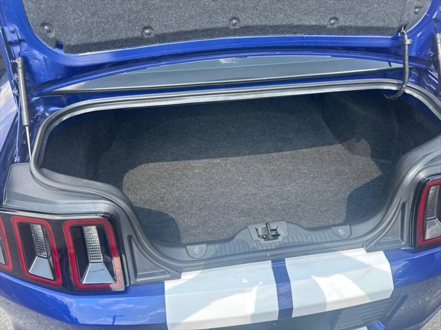 Photo of 2013 BLUE Ford Mustang