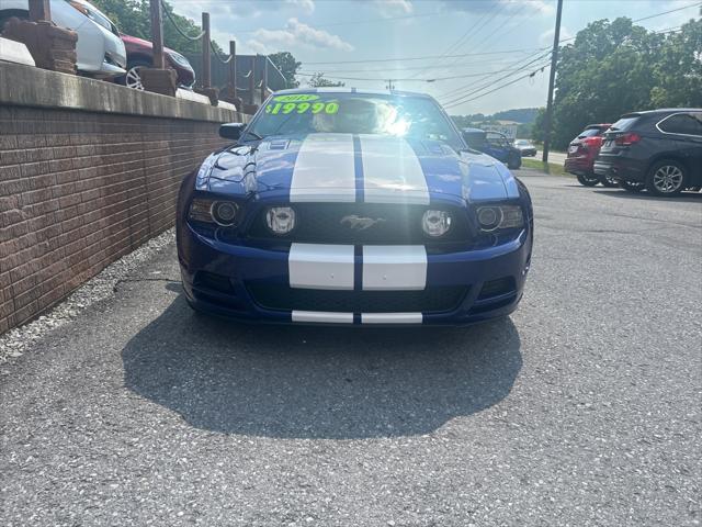 Photo of 2013 BLUE Ford Mustang