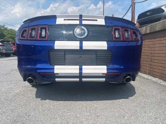 Photo of 2013 BLUE Ford Mustang