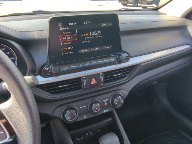 Photo of 2020 Silky Silver Kia Forte