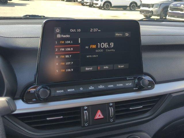 Photo of 2020 Silky Silver Kia Forte