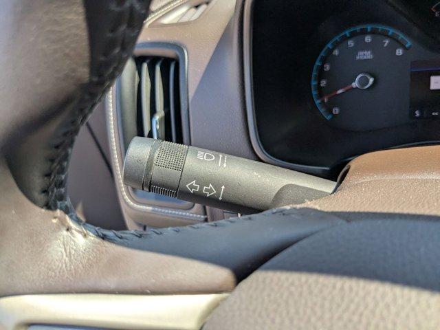 Photo of 2021 Summit White GMC Canyon
