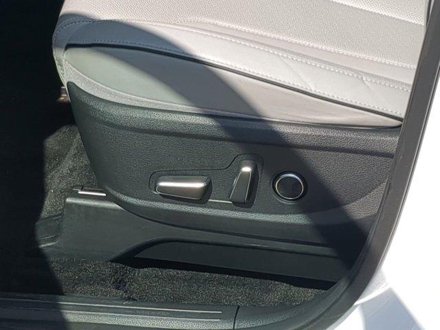Photo of 2024 Hyper White Hyundai PALISADE