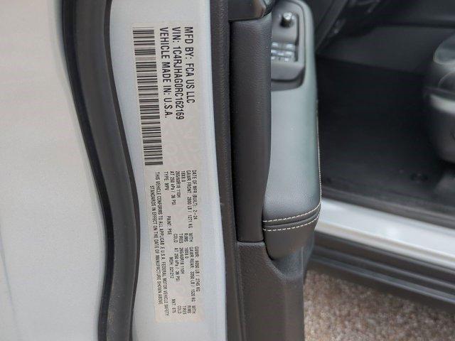 Photo of 2024 Silver Zynith Jeep Grand Cherokee