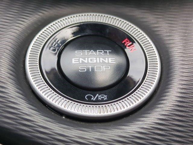 Photo of 2024 Silver Zynith Jeep Grand Cherokee