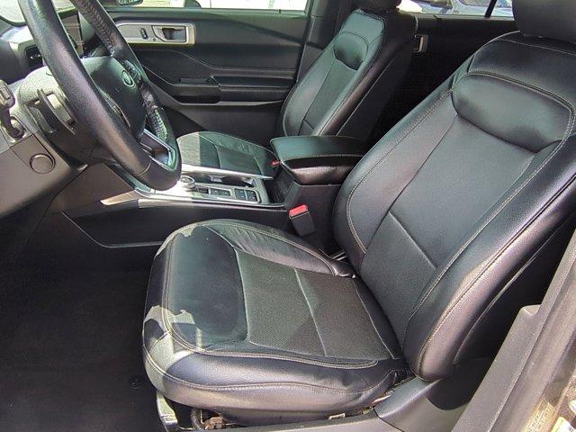 Photo of 2020 Magnetic Metallic Ford Explorer