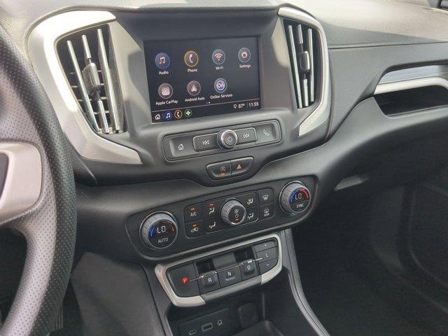 Photo of 2023 Summit White GMC Terrain