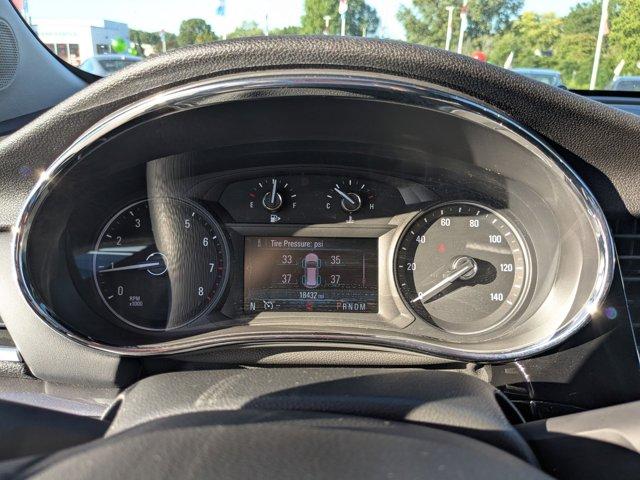Photo of 2020 Summit White Buick Encore