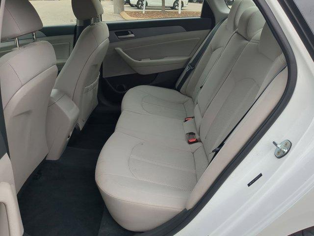 Photo of 2018 Quartz White Pearl Hyundai SONATA