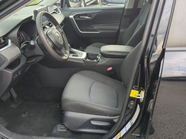 Photo of 2019 Midnight Black Metallic Toyota RAV4