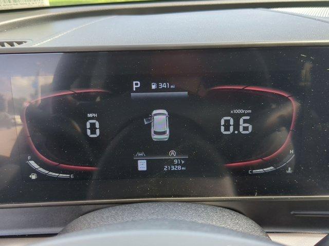 Photo of 2023 Sapphire Blue Kia Sportage