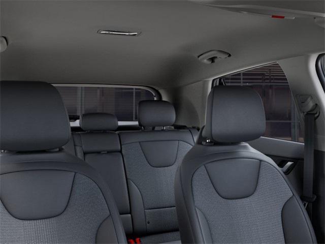 Photo of 2025 Snow White Pearl Kia Niro