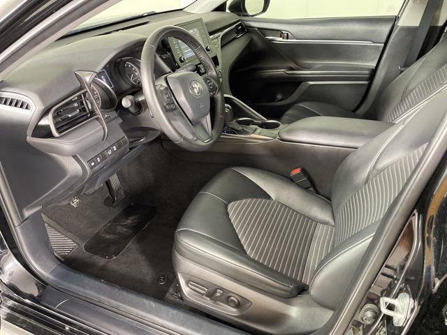 Photo of 2022 Midnight Black Metallic Toyota Camry