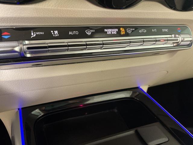 Photo of 2022 Polar White Mercedes-Benz GLB 250