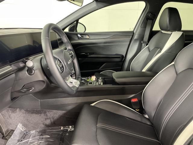 Photo of 2026 Steel Matte Gray Kia K5