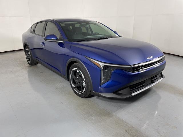 Photo of 2025 Deep Sea Blue Kia K4