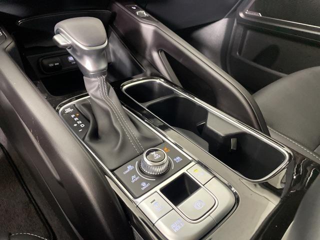 Photo of 2025 Everlasting Silver Kia Telluride