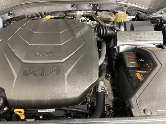 Photo of 2025 Everlasting Silver Kia Telluride