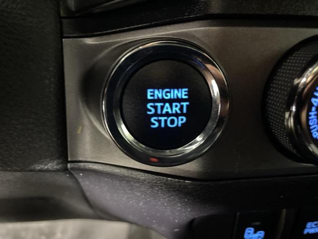 Photo of 2021 Magnetic Gray Metallic Toyota Tacoma
