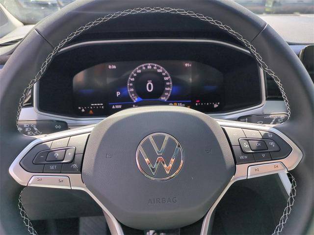 Photo of 2025 Deep Black Pearl Effect Volkswagen Taos
