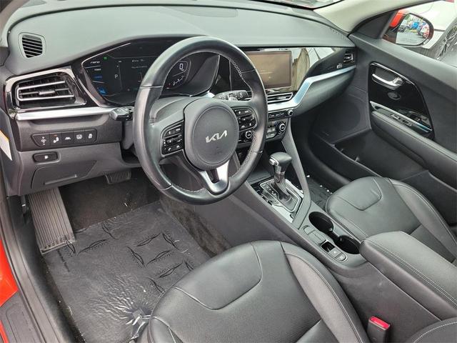 Photo of 2022 Solar Orange Kia Niro