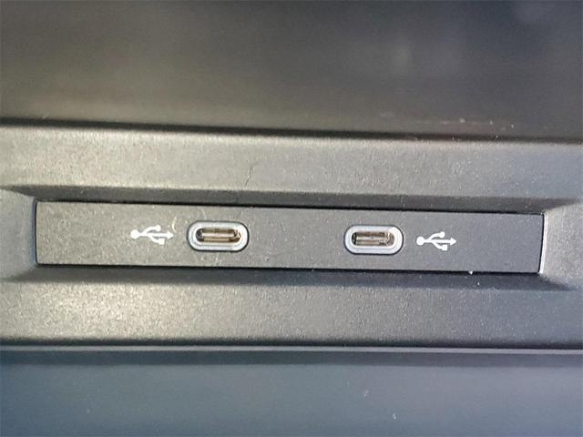 Photo of 2021 Pure White Volkswagen Tiguan