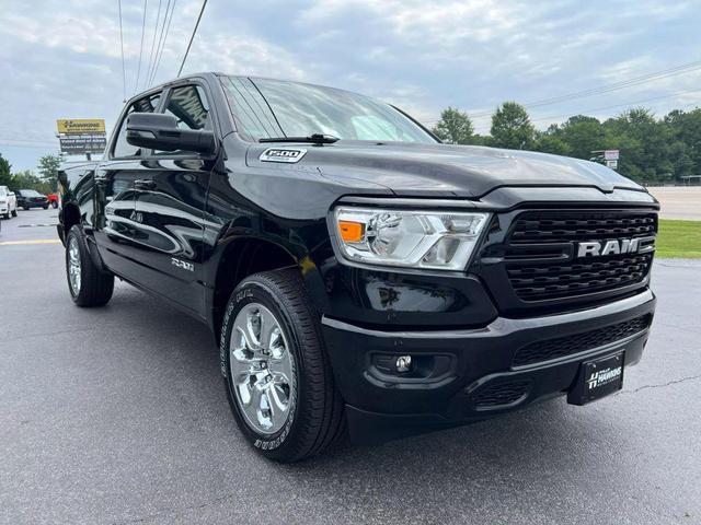 Photo of 2023 Diamond Black Crystal Pearlcoat RAM 1500
